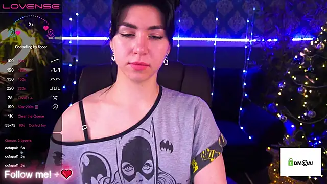 Snapshot of EmilyCandyy chatting on 12-12-24, 10:45 EmilyCandyy online show from 12-12-24, 10:45
