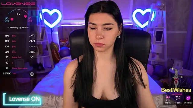 Snapshot of EmilyCandyy chatting on 02-04-25, 06:46 EmilyCandyy online show from 02-04-25, 06:46