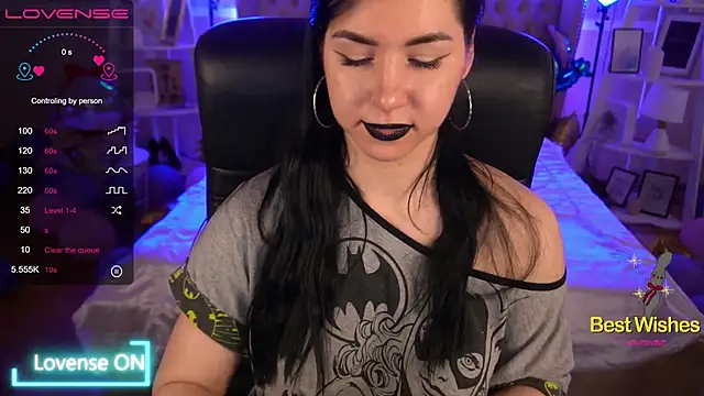 Snapshot of EmilyCandyy chatting on 02-11-25, 09:53 EmilyCandyy online show from 02-11-25, 09:53