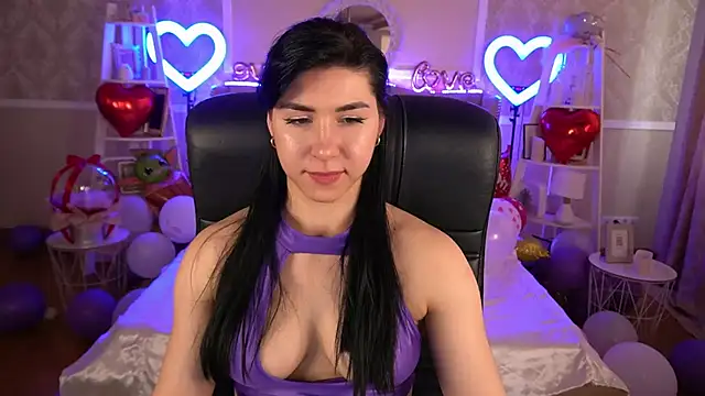 Snapshot of EmilyCandyy chatting on 02-17-25, 09:46 EmilyCandyy online show from 02-17-25, 09:46