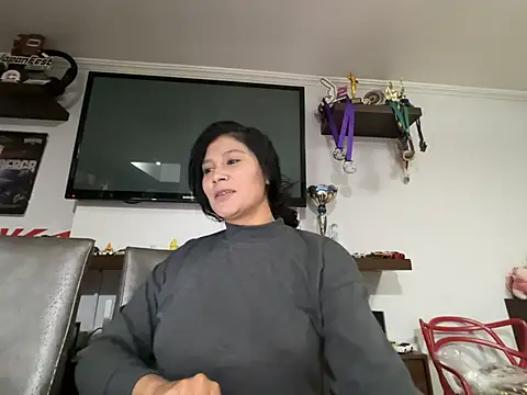 Snapshot of kinky_mila@xh chatting on 02-19-26, 03:13 kinky milaxh online show from 02-19-26, 03:13