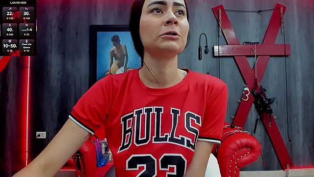 Liittledolly online show from 11-18-25, 01:15