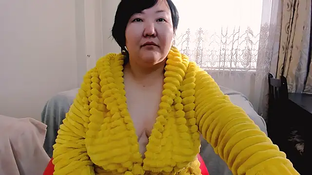 Snapshot of pussygold88 chatting on 11-10-25, 03:49 pussygold88 online show from 11-10-25, 03:49