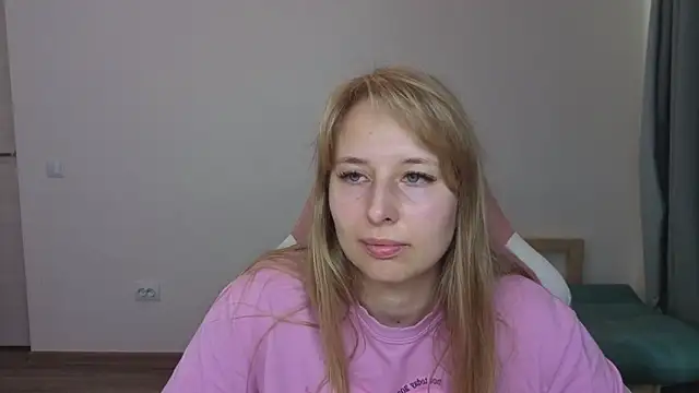 Snapshot of Jessy_Ginger chatting on 10-01-25, 12:33 Jessy Ginger online show from 10-01-25, 12:33