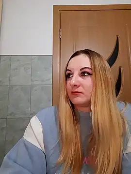 Claraxd8 online show from 02-12-25, 07:02