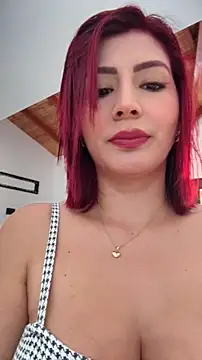 LINDA PATTY94 online show from 05-07-26, 03:39