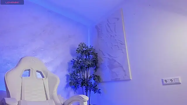 lissababe1 online show from 05-20-26, 08:59