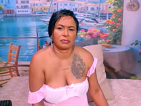 Snapshot of indiansparkle chatting on 10-10-25, 05:45 indiansparkle online show from 10-10-25, 05:45