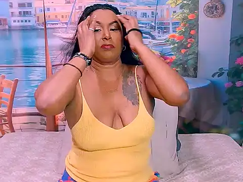 Snapshot of indiansparkle chatting on 10-20-25, 06:14 indiansparkle online show from 10-20-25, 06:14