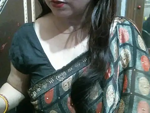 Snapshot of UrsMansi chatting on 03-31-26, 04:02 UrsMansi online show from 03-31-26, 04:02