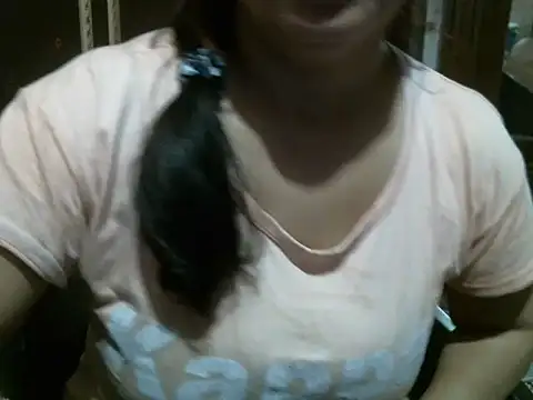 Snapshot of UrsMansi chatting on 04-08-26, 04:56 UrsMansi online show from 04-08-26, 04:56