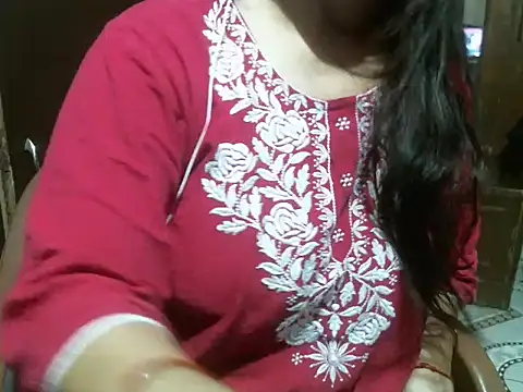 Snapshot of UrsMansi chatting on 04-30-26, 06:31 UrsMansi online show from 04-30-26, 06:31