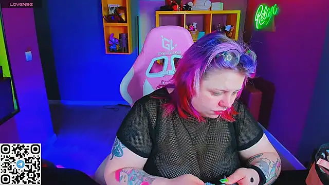 Yoki Shizuko online show from 03-14-25, 06:42