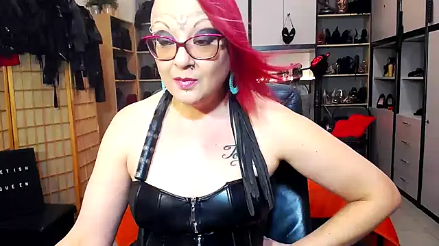 LindaDaemonX online show from 12-28-24, 08:26