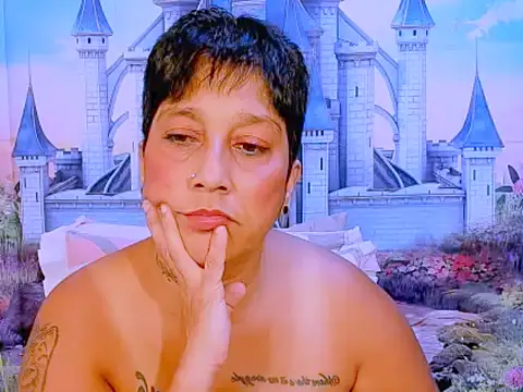 Snapshot of indianroxy chatting on 01-27-25, 11:00 indianroxy online show from 01-27-25, 11:00