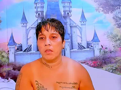Snapshot of indianroxy chatting on 02-06-25, 04:36 indianroxy online show from 02-06-25, 04:36
