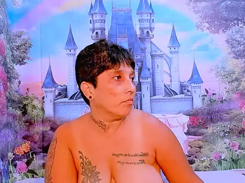 Snapshot of indianroxy chatting on 02-11-25, 05:07 indianroxy online show from 02-11-25, 05:07