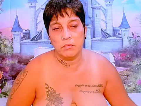 Snapshot of indianroxy chatting on 02-18-25, 10:38 indianroxy online show from 02-18-25, 10:38