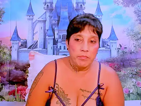 Snapshot of indianroxy chatting on 02-21-25, 07:43 indianroxy online show from 02-21-25, 07:43