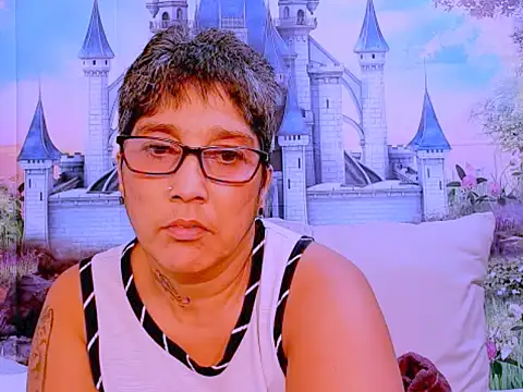 Snapshot of indianroxy chatting on 03-21-25, 12:28 indianroxy online show from 03-21-25, 12:28