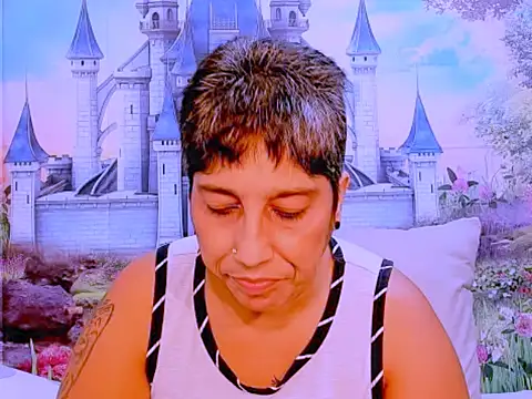 Snapshot of indianroxy chatting on 03-21-25, 04:18 indianroxy online show from 03-21-25, 04:18