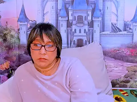 Snapshot of indianroxy chatting on 09-25-25, 07:17 indianroxy online show from 09-25-25, 07:17