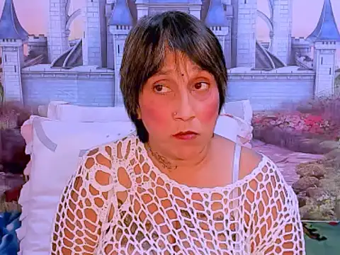 Snapshot of indianroxy chatting on 09-29-25, 06:13 indianroxy online show from 09-29-25, 06:13