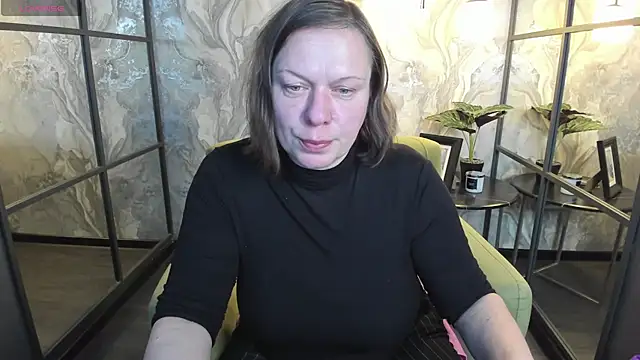 Snapshot of KellyPerfection chatting on 02-12-25, 01:48 KellyPerfection online show from 02-12-25, 01:48