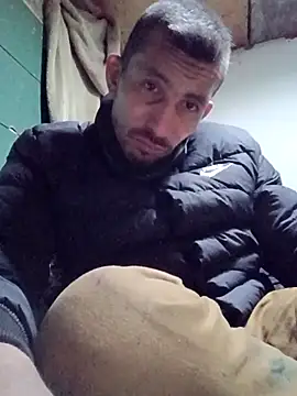 Snapshot of Serapitocojelon chatting on 10-15-25, 03:56 Serapitocojelon online show from 10-15-25, 03:56