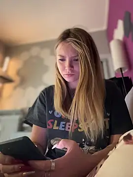 AnastasiaAniess online show from 01-09-26, 08:17