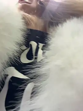 Snapshot of AnastasiaAniess chatting on 02-15-26, 12:14 AnastasiaAniess online show from 02-15-26, 12:14