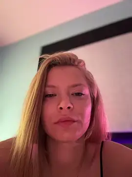 Snapshot of AnastasiaAniess chatting on 03-08-26, 10:19 AnastasiaAniess online show from 03-08-26, 10:19