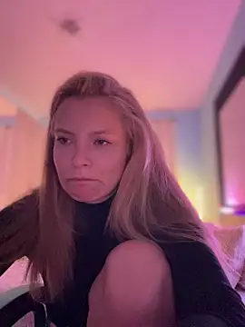 Snapshot of AnastasiaAniess chatting on 03-10-26, 09:42 AnastasiaAniess online show from 03-10-26, 09:42