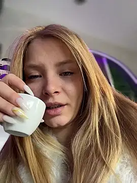 Snapshot of AnastasiaAniess chatting on 03-19-26, 03:05 AnastasiaAniess online show from 03-19-26, 03:05