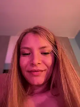 Snapshot of AnastasiaAniess chatting on 03-23-26, 07:29 AnastasiaAniess online show from 03-23-26, 07:29