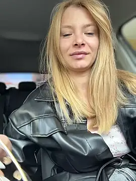 Snapshot of AnastasiaAniess chatting on 03-24-26, 10:53 AnastasiaAniess online show from 03-24-26, 10:53