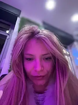 Snapshot of AnastasiaAniess chatting on 03-27-26, 07:02 AnastasiaAniess online show from 03-27-26, 07:02