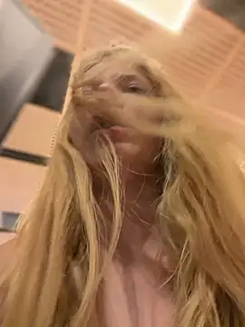 AnastasiaAniess online show from 06-15-26, 08:55