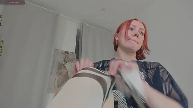 LilianKroft online show from 06-16-26, 01:03