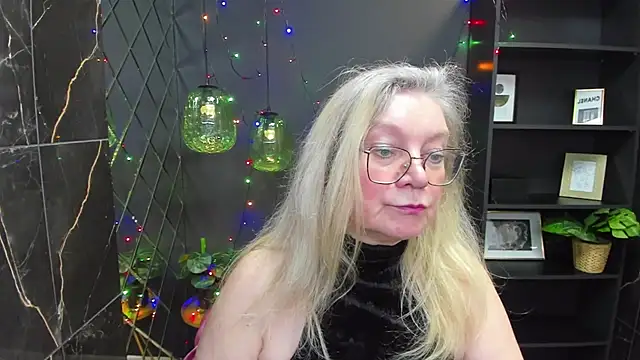 NataliMellow online show from 12-27-24, 04:21