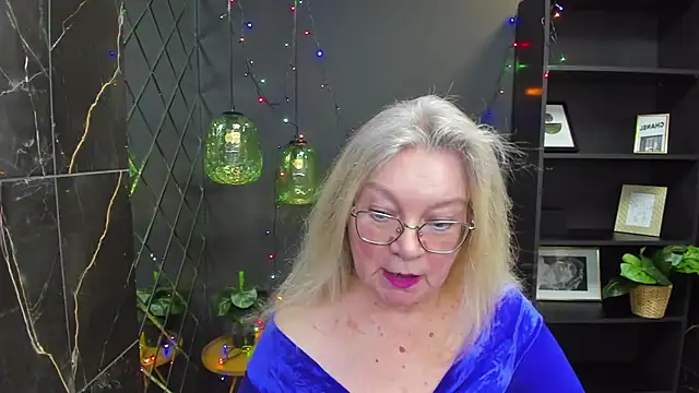 NataliMellow online show from 12-30-24, 01:14