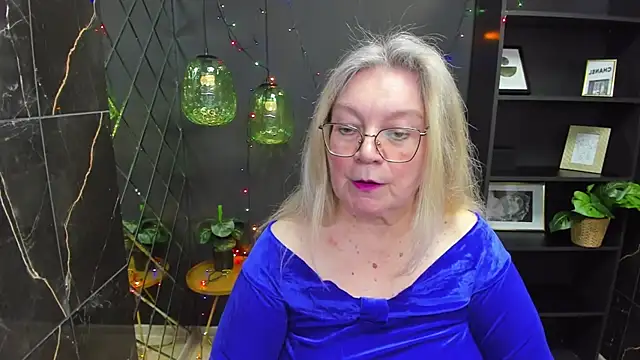 NataliMellow online show from 12-30-24, 04:40
