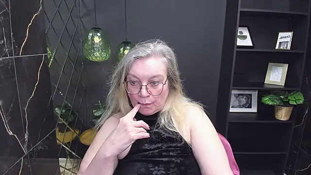 NataliMellow online show from 02-08-25, 04:14