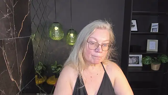 NataliMellow online show from 11-14-25, 01:21