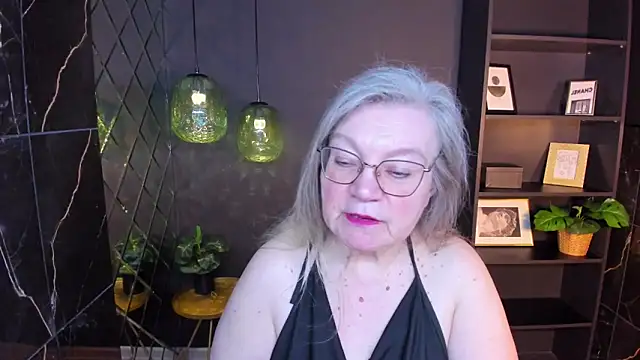 NataliMellow online show from 05-06-26, 01:05