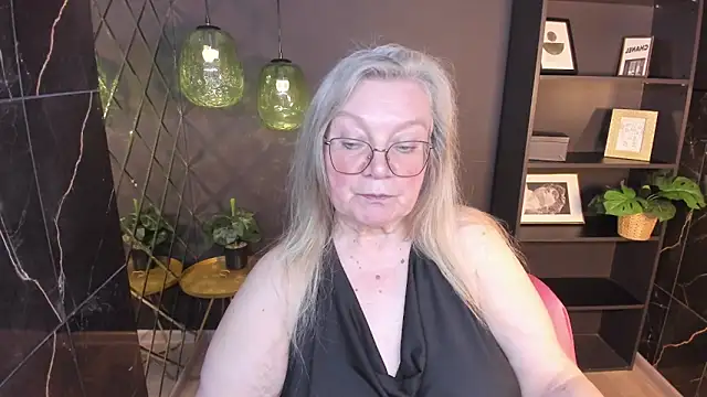 NataliMellow online show from 05-11-26, 04:04