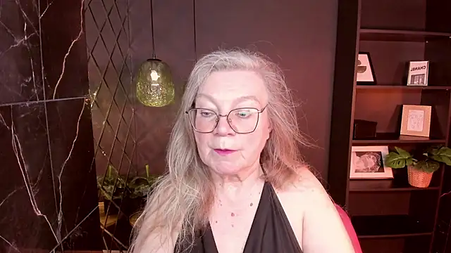 NataliMellow online show from 06-19-26, 01:04