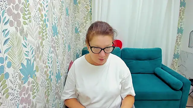 LeaPure online show from 09-21-25, 05:09