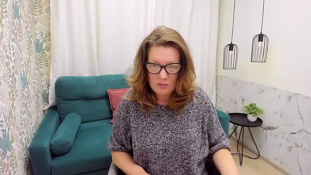 Snapshot of LeaPure chatting on 02-23-26, 05:05 LeaPure online show from 02-23-26, 05:05