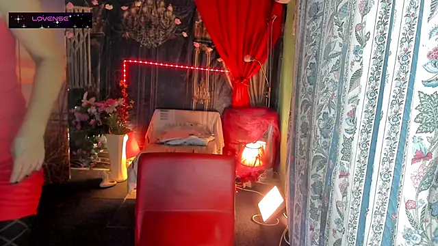 Snapshot of erotic_dessire chatting on 09-23-25, 08:34 erotic dessire online show from 09-23-25, 08:34